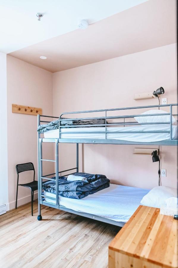 Auberge Saintlo Montreal Hostel المظهر الخارجي الصورة